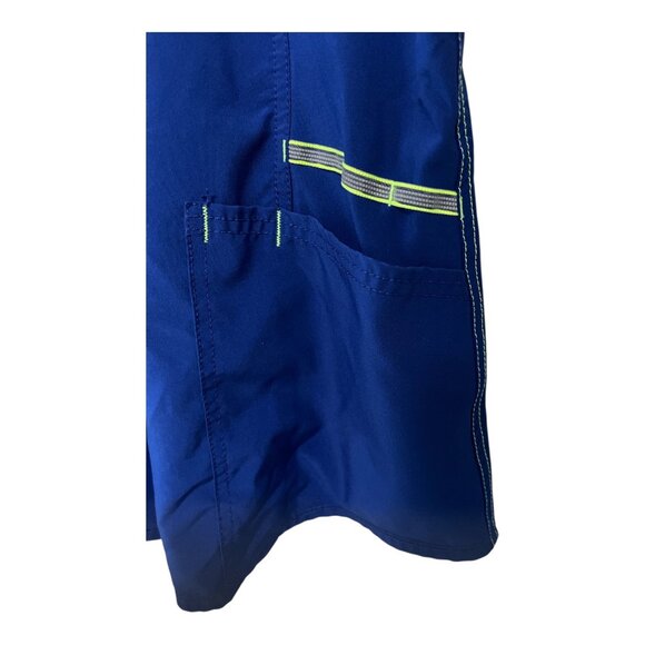 Scrubstar Women’s Size M Royal Sapphire Blue Active Scrub Top – Reflective Trim, - Picture 3 of 9